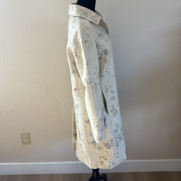 Made in Italy of Benetton Beige Wool Pea Coat Size 6 - Picture 6 of 11